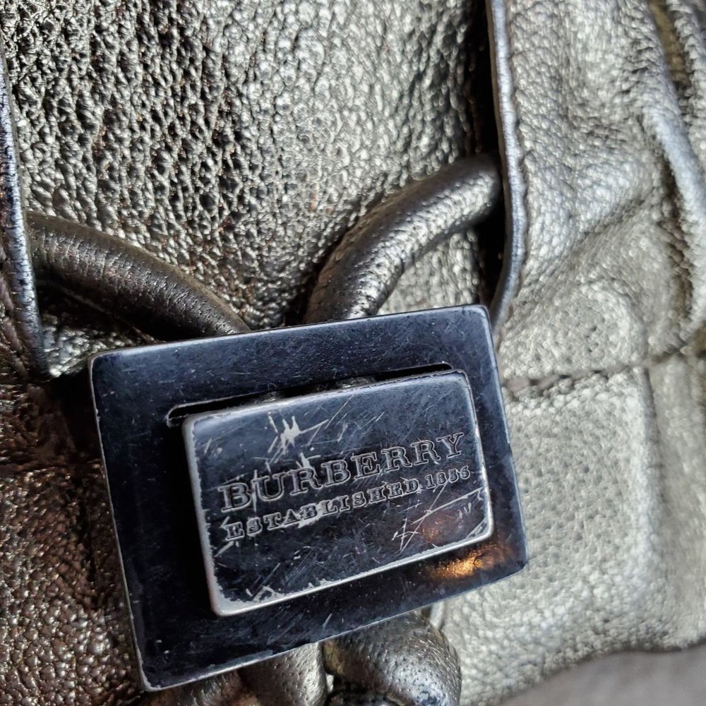 Burberry - Picture 7 of 9